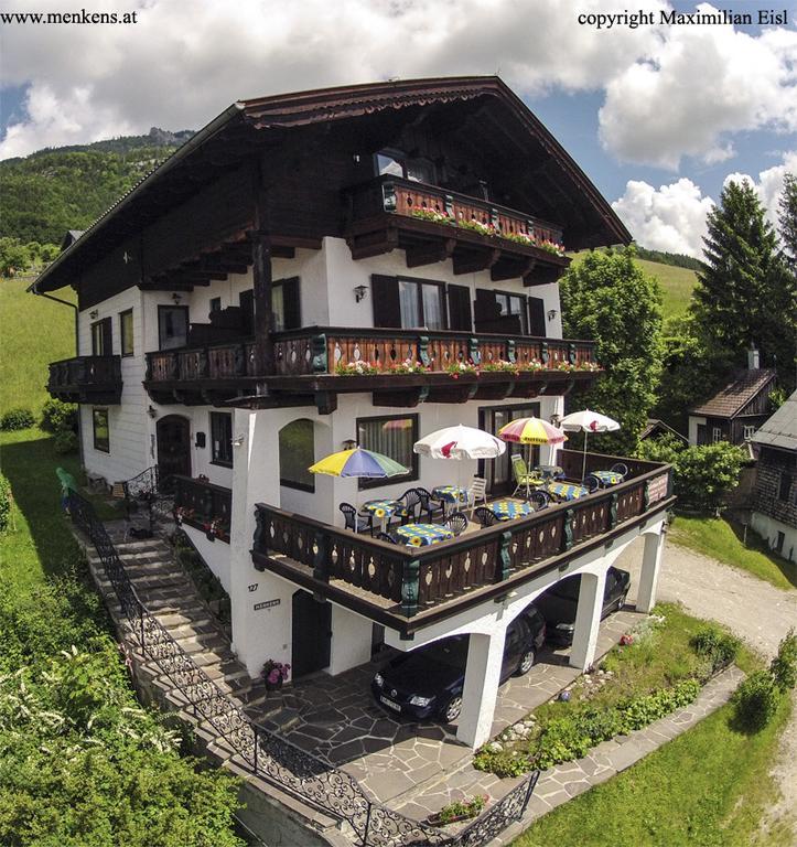 Gaestehaus Menkens Sankt Wolfgang im Salzkammergut Exterior photo